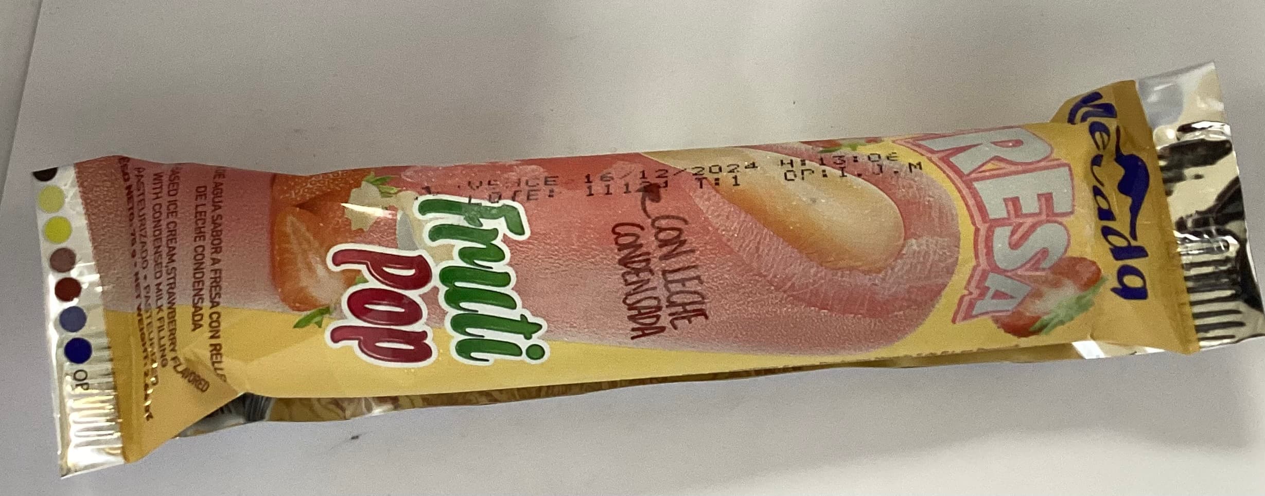 NEVADA PALETA DE FRESA CON LECHE CONDENSADA 75GR
