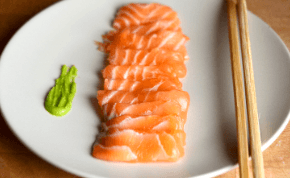 SASHIMI SALMON (8pz)