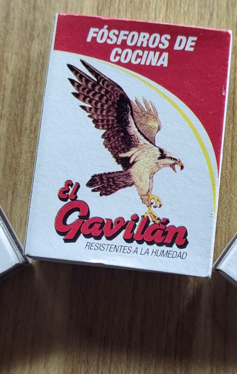 EL GAVILAN FOSFOROS DE COCINA